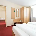 Locals Stadthotel Szálloda Bielefeld