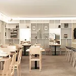 Locals Stadthotel Hotel 3*
