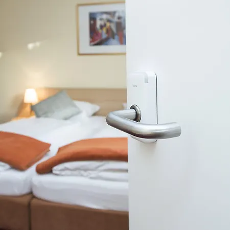 Hotel Locals Stadthotel 3*