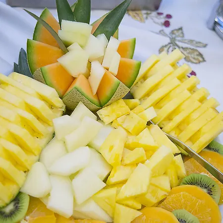 Locals Stadthotel Hotel