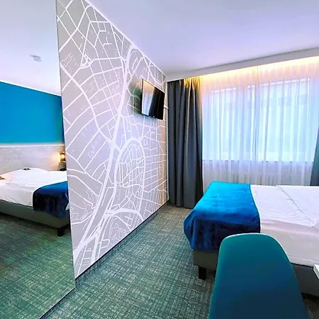Locals Stadthotel 호텔