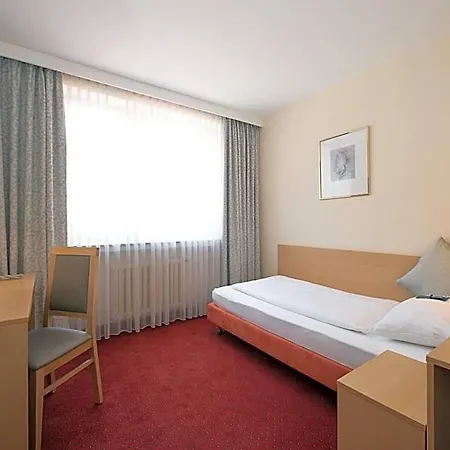 Locals Stadthotel