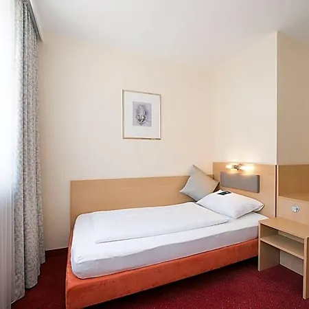 Locals Stadthotel 3* Bielefeld