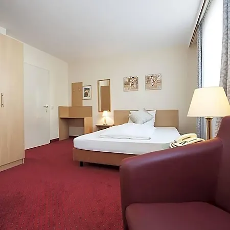 Locals Stadthotel