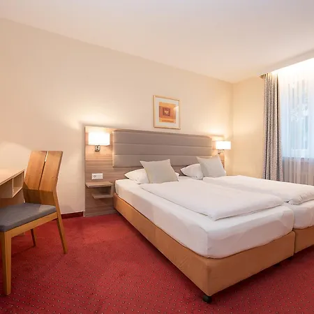 Locals Stadthotel בילפלד