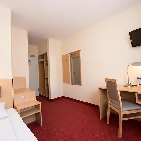 酒店 Locals Stadthotel 比勒费尔德