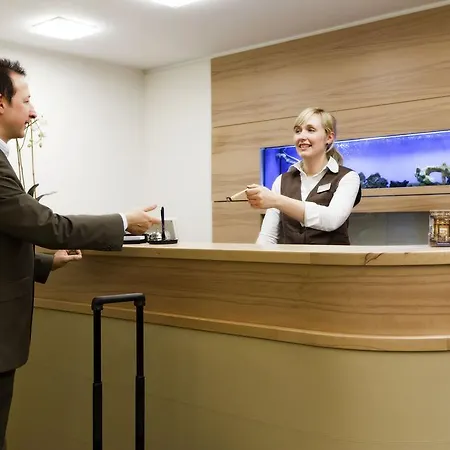 ホテル Locals Stadthotel