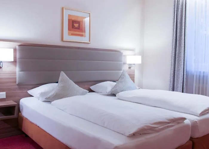 Locals Stadthotel Ξενοδοχείο 3*