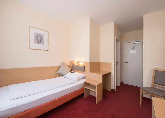 Locals Stadthotel Ξενοδοχείο Μπίλεφελντ