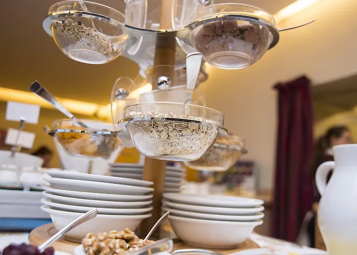 Locals Stadthotel Hotel