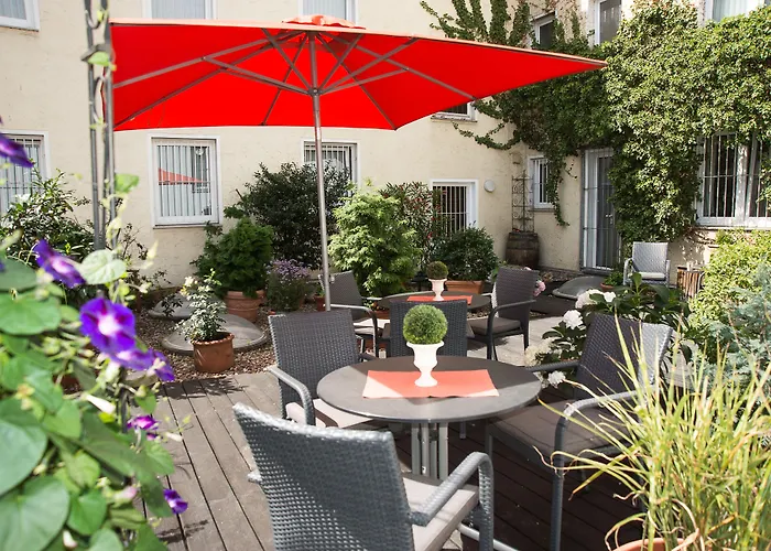 Ξενοδοχείο Locals Stadthotel 3*