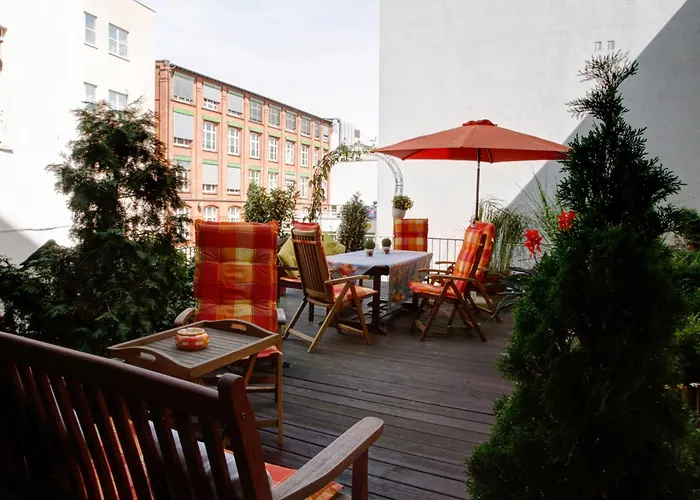 Locals Stadthotel 3*