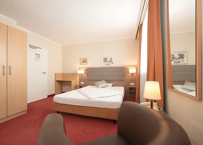 Locals Stadthotel Ξενοδοχείο